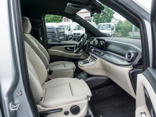 Mercedes-Benz V 250 d AVANTGARDE Lang AMG Night Distronic AHK Mercedes-Benz V 250 d AVANTGARDE Lang AMG Night Distronic AHK