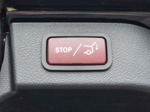 Mercedes-Benz V 250 d AVANTGARDE Lang MBUX Navi AHK Kamera Mercedes-Benz V 250 d AVANTGARDE Lang MBUX Navi AHK Kamera