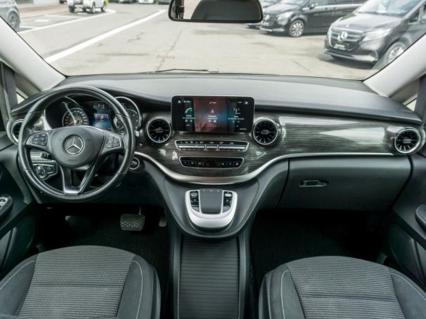 Mercedes-Benz V 250 d EDITION lang Navi Totwinkel AHK Kamera Mercedes-Benz V 250 d EDITION lang Navi Totwinkel AHK Kamera