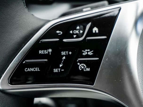 Mercedes-Benz V 250 d STYLE Extralang MBUX Distronic 360° AHK Mercedes-Benz V 250 d STYLE Extralang MBUX Distronic 360° AHK