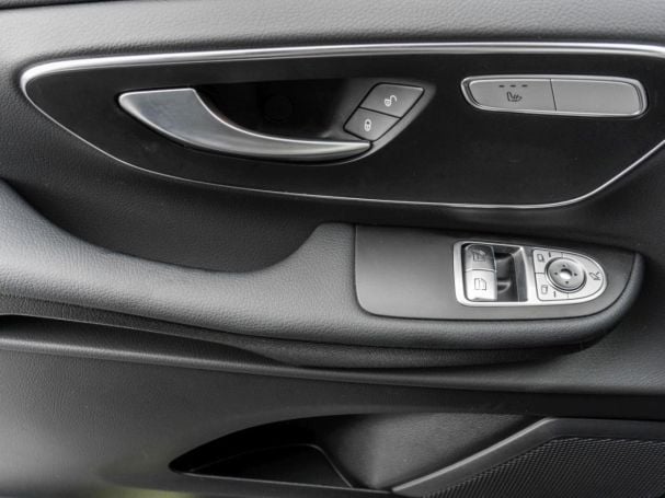 Mercedes-Benz V 250 d STYLE Lang Navi AHK Distronic EasyPack Mercedes-Benz V 250 d STYLE Lang Navi AHK Distronic EasyPack