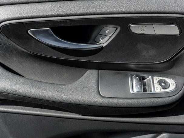 Mercedes-Benz V 250 d STYLE Lang MBUX Navi Distronic AHK Kamera