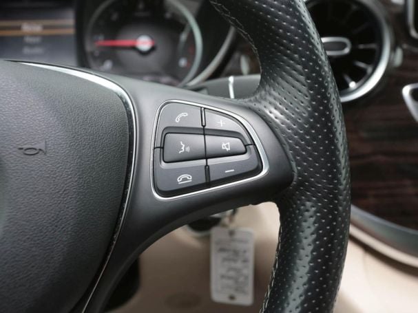 Mercedes-Benz V 300 d 4M Avantgarde Edition lang AHK Panorama