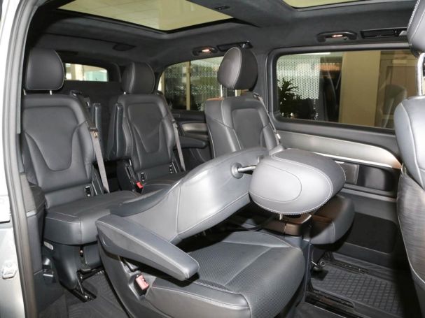 Mercedes-Benz V 300 d 4M Exclusive Edition lang AMG Panorama Mercedes-Benz V 300 d 4M Exclusive Edition lang AMG Panorama