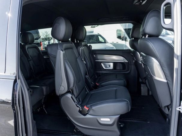 Mercedes-Benz V 300 d 4M EXCLUSIVE Extralang AMG Night AHK 360° Mercedes-Benz V 300 d 4M EXCLUSIVE Extralang AMG Night AHK 360°