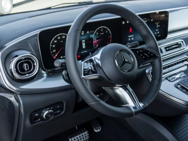 Mercedes-Benz V 300 d 4M EXCLUSIVE Extralang AMG Night AHK 360° Mercedes-Benz V 300 d 4M EXCLUSIVE Extralang AMG Night AHK 360°