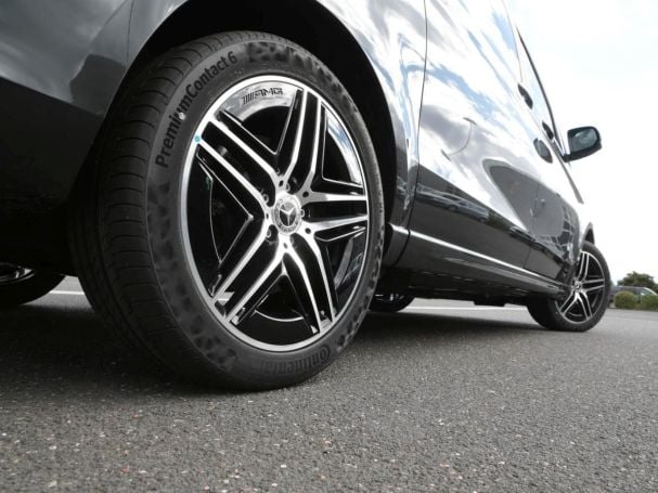 Mercedes-Benz V 300 d 4M Exclusive lang AMG NightMBUX Distronic Mercedes-Benz V 300 d 4M Exclusive lang AMG NightMBUX Distronic