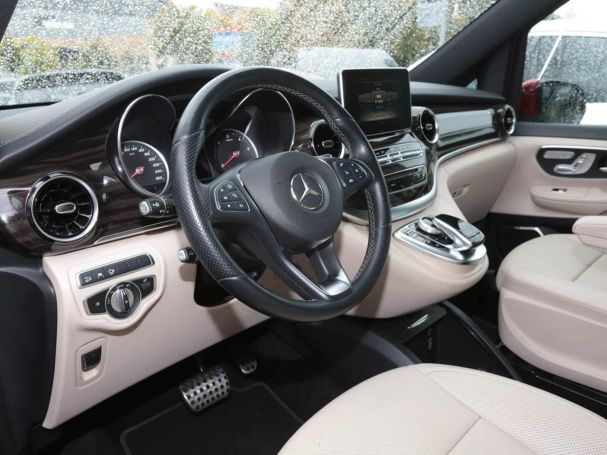 Mercedes-Benz V 300 d 4M lang Avantgarde Edition AHK Panorama Mercedes-Benz V 300 d 4M lang Avantgarde Edition AHK Panorama