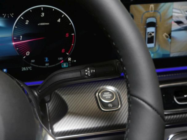Mercedes-Benz V 300 d 4MATIC AVANTGARDE Lang Night Panorama Mercedes-Benz V 300 d 4MATIC AVANTGARDE Lang Night Panorama