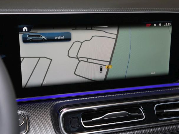 Mercedes-Benz V 300 d 4MATIC AVANTGARDE Lang Night Panorama Mercedes-Benz V 300 d 4MATIC AVANTGARDE Lang Night Panorama