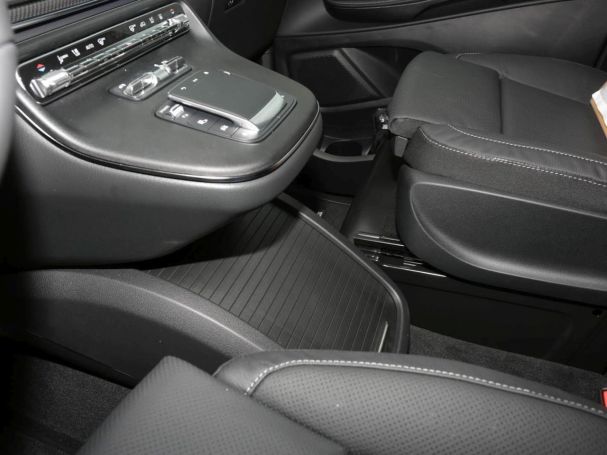 Mercedes-Benz V 300 d 4MATIC AVANTGARDE Lang AMG Night Panorama