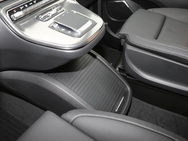 Mercedes-Benz V 300 d 4MATIC EXCLUSIVE Lang MBUXNavi Distronic Mercedes-Benz V 300 d 4MATIC EXCLUSIVE Lang MBUXNavi Distronic