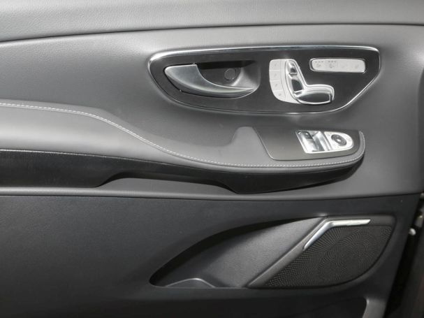 Mercedes-Benz V 300 d 4MATIC EXCLUSIVE Lang MBUXNavi Distronic Mercedes-Benz V 300 d 4MATIC EXCLUSIVE Lang MBUXNavi Distronic