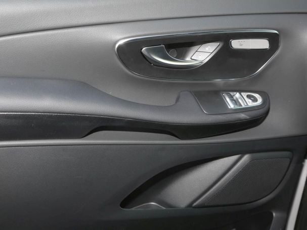 Mercedes-Benz V 300 d 4MATIC STYLE Lang MBUX Navi AHK Standhzg Mercedes-Benz V 300 d 4MATIC STYLE Lang MBUX Navi AHK Standhzg