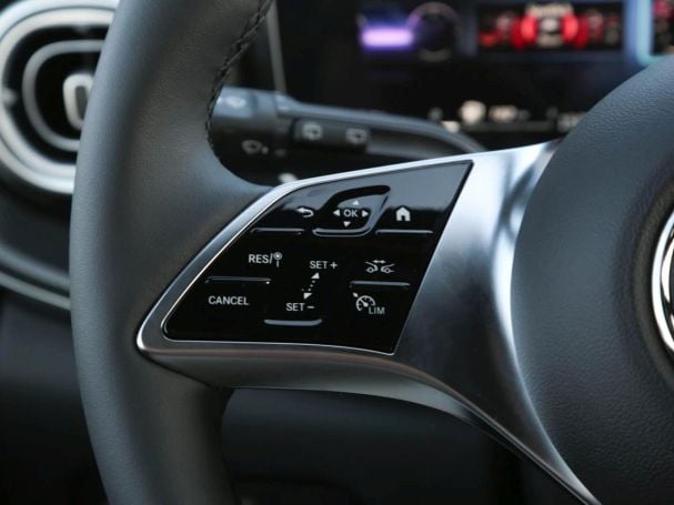 Mercedes-Benz V 300 d 4MATIC STYLE Lang MBUX Navi AHK Standhzg Mercedes-Benz V 300 d 4MATIC STYLE Lang MBUX Navi AHK Standhzg