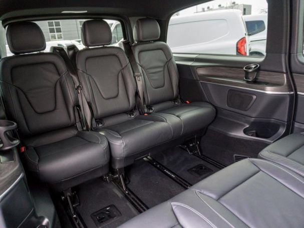 Mercedes-Benz V 300 d Avantgarde extralang MBUX Navi Distronic Mercedes-Benz V 300 d Avantgarde extralang MBUX Navi Distronic