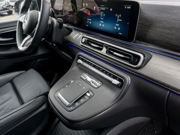 Mercedes-Benz V 300 d Avantgarde extralang MBUX Navi Distronic Mercedes-Benz V 300 d Avantgarde extralang MBUX Navi Distronic
