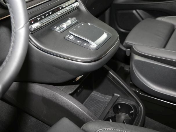 Mercedes-Benz V 300 d AVANTGARDE Extralang MBUX Navi Distronic Mercedes-Benz V 300 d AVANTGARDE Extralang MBUX Navi Distronic