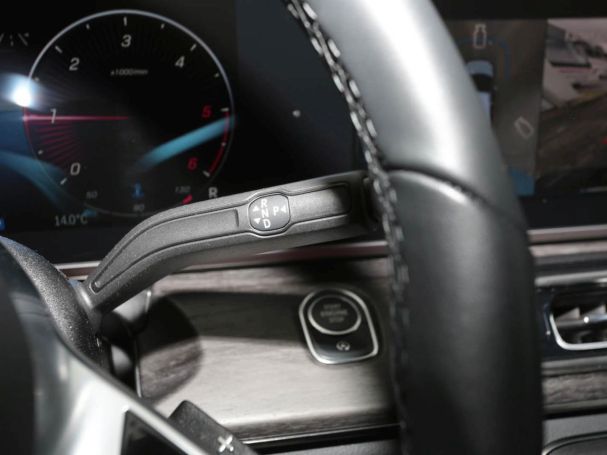 Mercedes-Benz V 300 d AVANTGARDE Extralang Standhzg Distronic Mercedes-Benz V 300 d AVANTGARDE Extralang Standhzg Distronic