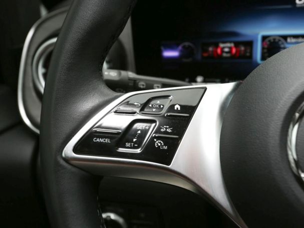 Mercedes-Benz V 300 d AVANTGARDE Extralang Standhzg Distronic Mercedes-Benz V 300 d AVANTGARDE Extralang Standhzg Distronic