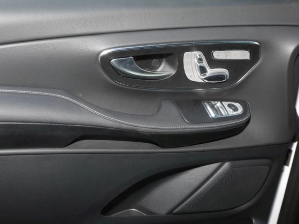 Mercedes-Benz V 300 d AVANTGARDE Lang AMG Night Distronic 360°