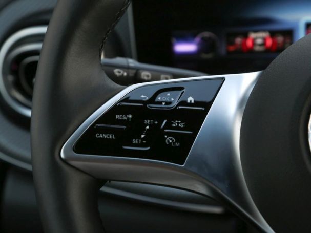 Mercedes-Benz V 300 d Avantgarde lang AMG Night Distronic 360° Mercedes-Benz V 300 d Avantgarde lang AMG Night Distronic 360°