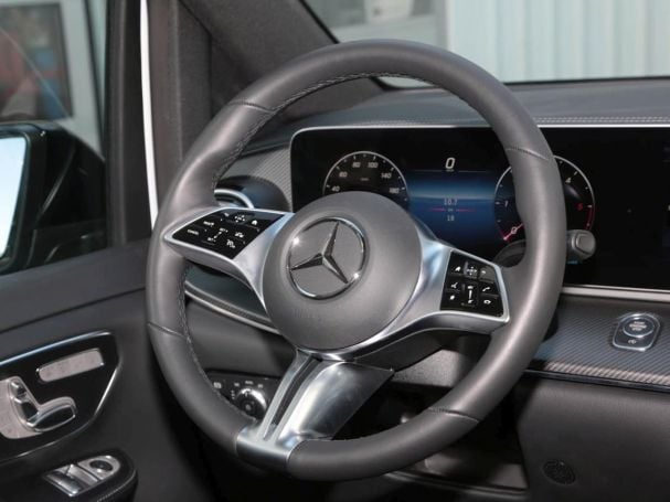 Mercedes-Benz V 300 d Avantgarde lang AMG Night Distronic 360° Mercedes-Benz V 300 d Avantgarde lang AMG Night Distronic 360°