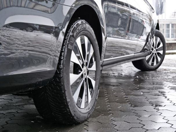 Mercedes-Benz V 300 d AVANTGARDE Lang Navi Distronic AHK