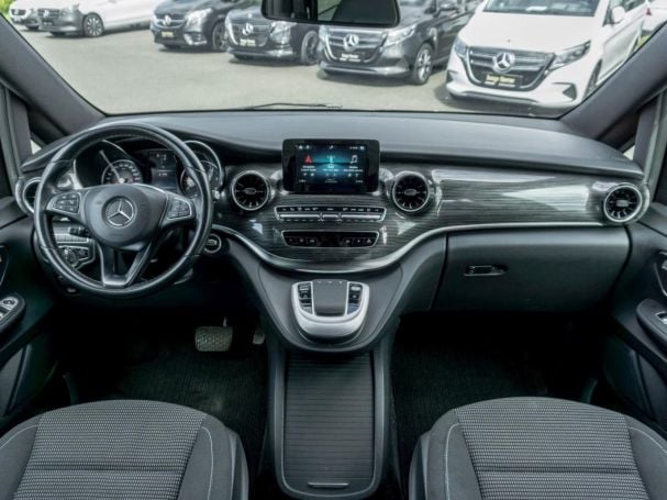 Mercedes-Benz V 300 d Edition lang MBUX Navi AHK Kamera Easy-P Mercedes-Benz V 300 d Edition lang MBUX Navi AHK Kamera Easy-P