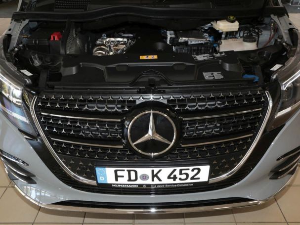 Mercedes-Benz V 300 d STYLE Lang AMG Distronic Standheizung Mercedes-Benz V 300 d STYLE Lang AMG Distronic Standheizung