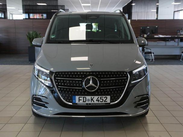 Mercedes-Benz V 300 d STYLE Lang AMG Distronic Standheizung Mercedes-Benz V 300 d STYLE Lang AMG Distronic Standheizung