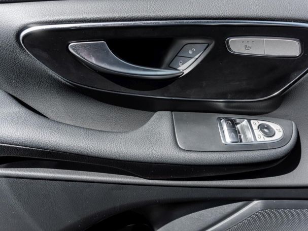 Mercedes-Benz V 300 d STYLE Lang Navi Distronic Standheizung Mercedes-Benz V 300 d STYLE Lang Navi Distronic Standheizung