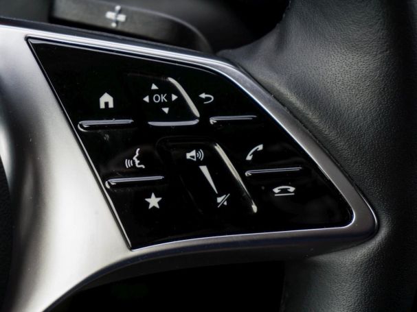 Mercedes-Benz Vito 124 CDI 4x4 Tourer PRO Lang Distronic AHK