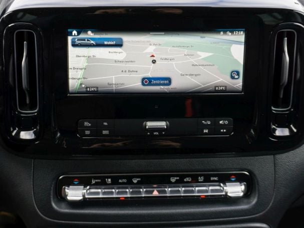 Mercedes-Benz Vito 124 CDI 4x4 Tourer PRO Lang Distronic AHK