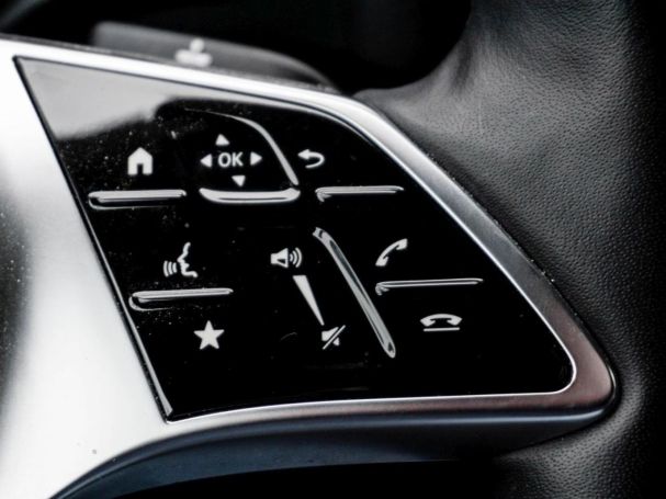 Mercedes-Benz Vito 124 CDI 4x4 Tourer PRO Lang Distronic AHK