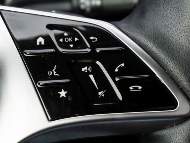 Mercedes-Benz Vito 124 CDI 4x4 Tourer PRO Lang Distronic Navi