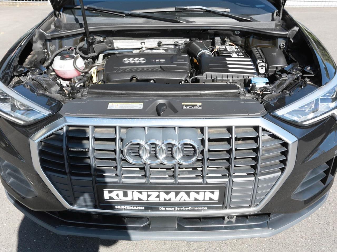 AUDI Q3 40 2,0 TFSI quattro basis MMI Navi+ Panorama