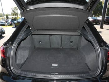 AUDI Q3 40 2,0 TFSI quattro basis MMI Navi+ Panorama