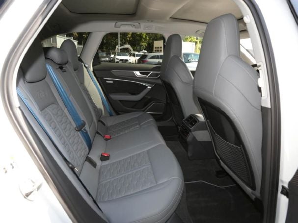 AUDI RS 6 Avant 4.0 TFSI quattro  Keramik B&O HeadUp AUDI RS 6 Avant 4.0 TFSI quattro  Keramik B&O HeadUp