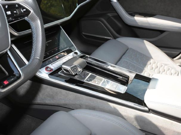 AUDI RS 6 Avant 4.0 TFSI quattro Keramik B&O HeadUp AUDI RS 6 Avant 4.0 TFSI quattro Keramik B&O HeadUp