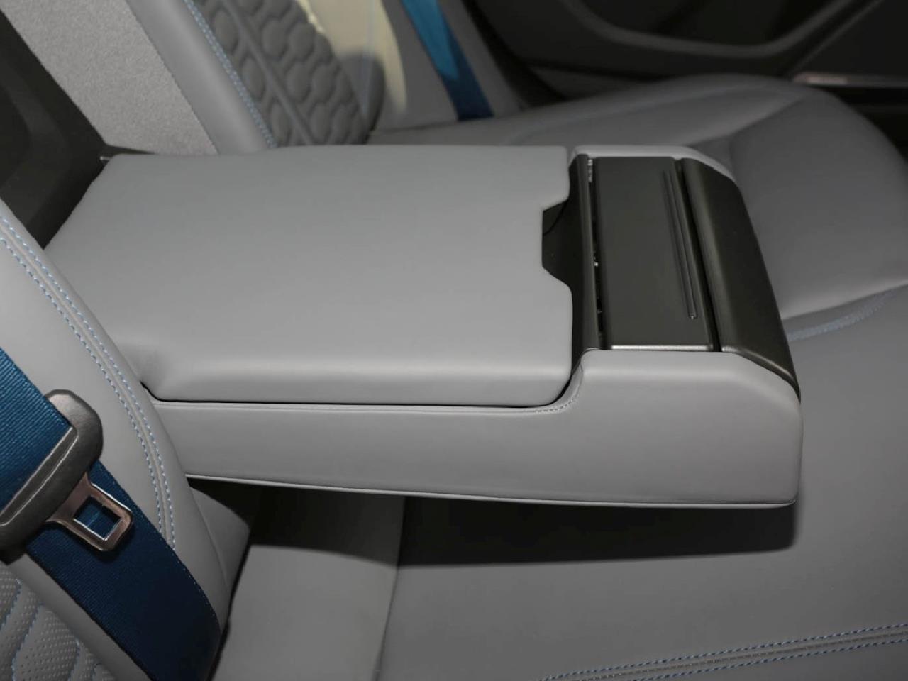 AUDI RS 6 Avant 4.0 TFSI quattro  Keramik B&O HeadUp