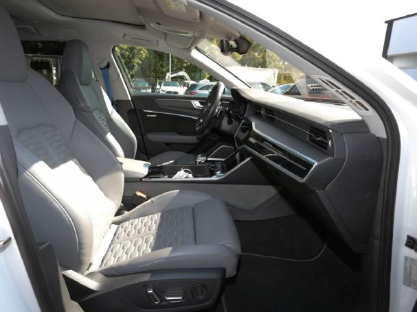 AUDI RS 6 Avant 4.0 TFSI quattro  Keramik B&O HeadUp AUDI RS 6 Avant 4.0 TFSI quattro  Keramik B&O HeadUp