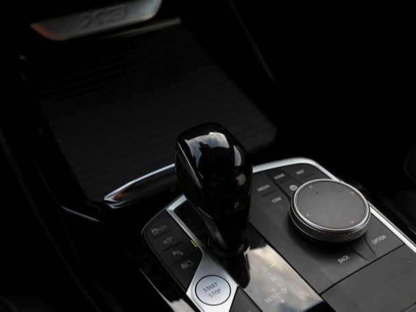 BMW X3 xDrive30e  M Kamera Ambiente Sitzhzg