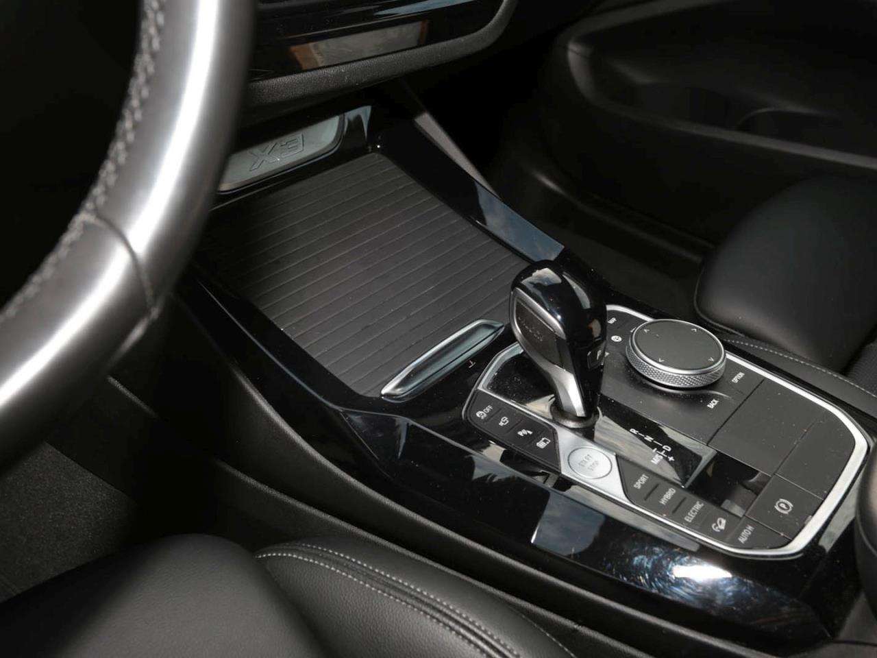 BMW X3 xDrive30e  M Kamera Ambiente Sitzhzg