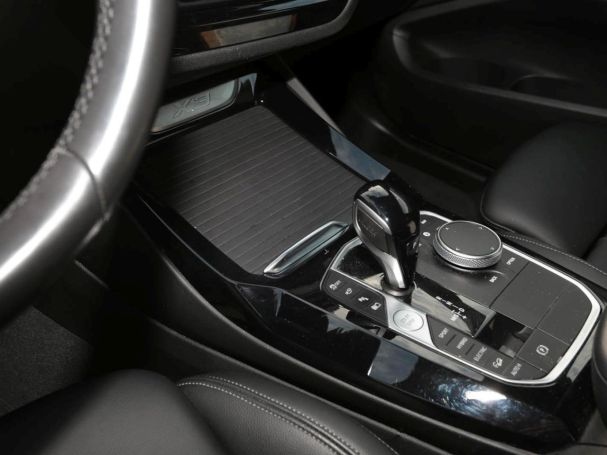 BMW X3 xDrive30e  M Kamera Ambiente Sitzhzg