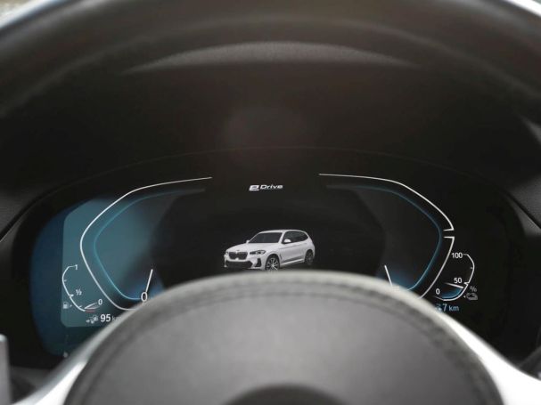 BMW X3 xDrive30e  M Kamera Ambiente Sitzhzg