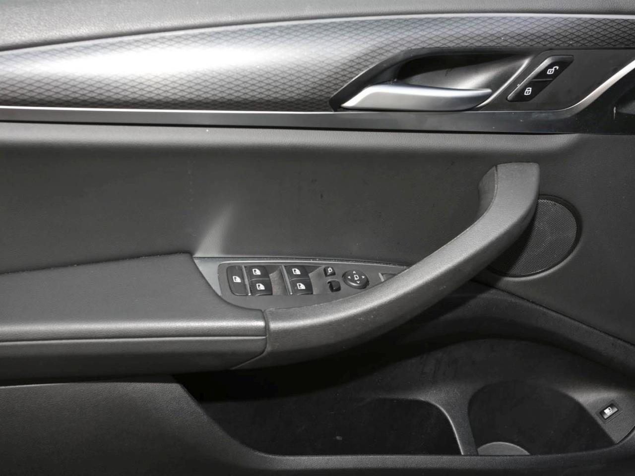 BMW X3 xDrive30e  M Kamera Ambiente Sitzhzg