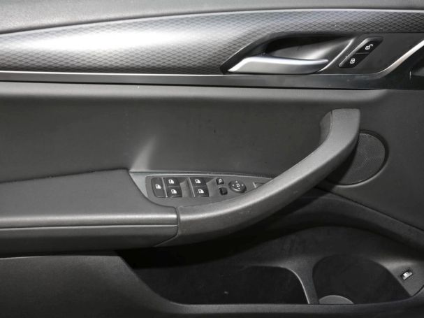 BMW X3 xDrive30e  M Kamera Ambiente Sitzhzg