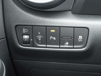 HYUNDAI Kona Trend Elektro 2WD Navi Kamera Lenkradhzg