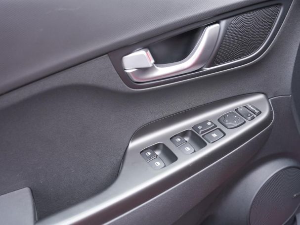 HYUNDAI Kona Trend Elektro 2WD Navi Kamera Lenkradhzg